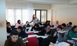 Denizli Büyükşehirden gençlere ücretsiz TYT-AYT kursu desteği