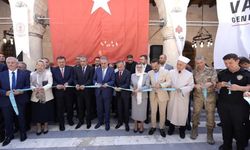 Depremde hasar alan tarihi Ömeriye Cami yeniden ibadete açıldı