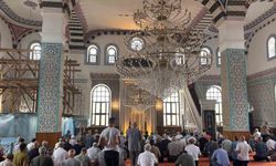 Depremde hayatını kaybedenler dualarla anıldı