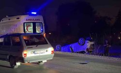 Eskişehir'de 'çarpıp kaçtı' iddiası: Takla atan otomobildeki 2 kişi yaralı