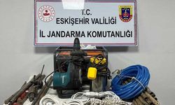 Eskişehir'de kaçak kazı yapan 5 şüpheli suçüstü yakalandı