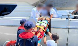 Fethiye'de özel teknede yaralanan vatandaşa tıbbi tahliye