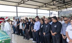 Gazeteci Duygu Öksüz Canova son yolculuğuna uğurlandı