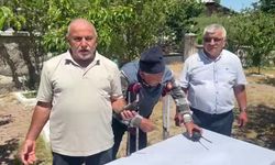 GSM şebekesi çekmeyen köyde, kurdukları telsiz sisztemiyle haberleşiyorlar