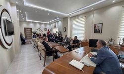 Kars Valisi Polat, Arpaçay'da kurum yöneticileriyle bir araya geldi