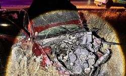 Kontrolden çıkan otomobil yol kenarına savruldu: 2'si ağır, 3 yaralı