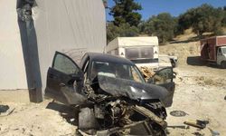 Kuşadası'nda trafik kazası: 2 yaralı