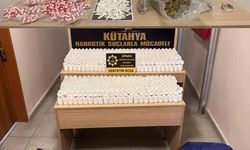 Kütahya'da uyuşturucu operasyonları: 106 bin sentetik ecza ele geçirildi