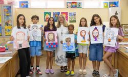 Manavgat'ta çocuklar kendi karikatürlerini çizdi
