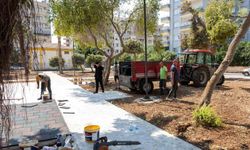 Mersin'de iki park baştan sona yenileniyor