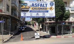 Nazilli Belediyesi ilçedeki yol çalışmalarını sürdürüyor
