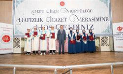 Oltu'da 54 hafız için icazet merasimi düzenlendi
