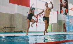 Özel sporcular Pınarbaşı Yüzme Havuzu'nda sporla buluşuyor