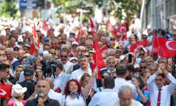 Özgür Özel, Rize'de vatandaşlara seslendi