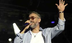 Resul Dindar ve Ümit Yaşar, Kastamonu'da binlerce vatandaşa unutulmaz bir gece yaşattı