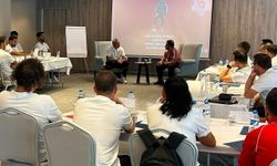 Sarıgül, UEFA Fitness B-1 Kursunda tecrübelerini paylaştı