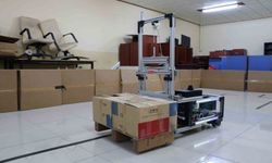 Üniversite öğrencileri fabrikalarda insan gücünü azaltacak yapay zekalı forklift geliştirdi