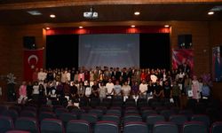 Üniversiteyi kazanan öğrenciler için uğurlama