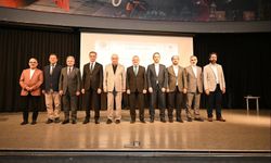 Vali Baruş, 'Peygamberimiz ve güzel ahlak' konferansına katıldı