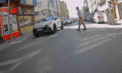 Yaya geçidinde kuralları hiçe saydı