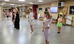 Yaz sanat kursları çocukları ve gençleri sanatla buluşturuyor