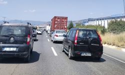 Yol çalışması uzun araç kuyruklarına sebep oldu