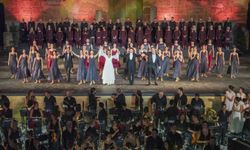 33. Uluslararası Aspendos Opera ve Bale Festivali'nde Carmina Burana seyirciyle buluştu