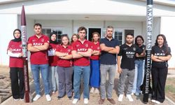 Adanalı gençlerin roketleri TEKNOFEST'te iki kategoride derece yaptı
