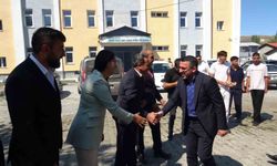 AK Parti Susuz'da Danışma Meclisi coşkusu: İlçeye yapılan yatırımlar masaya yatırıldı