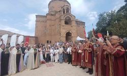 Akdamar Kilisesi'ndeki 14'üncü ayin sona erdi