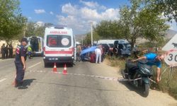 Alaşehir'de işçi minibüsü ağaca çarptı: 14 yaralı