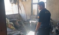 Arazözler park eden araçlar yüzünden yanan binaya ulaşamadı