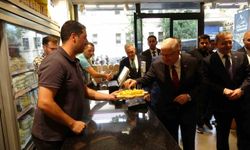 Bakan Güler Kars'ta esnafla buluştu