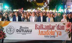 Balkanlardan Anadolu'ya Kültür Şenliği'nde Candan Erçetin coşkusu