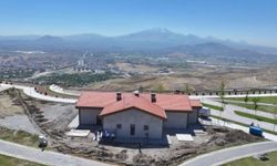 Başkan Çolakbayrakdar: 'Kayseri'nin eşsiz manzarası, Kafe Sinan'ın lezzetiyle buluşacak'