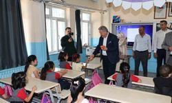Başkan Palancıoğlu, öğrencilerin okul heyecanını paylaştı