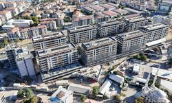 Başkan Taşkın, eski hal binası alanındaki projeyi inceledi