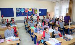Beykoz Belediyesi'nden 30 bin öğrenciye kalem kutusu seti ve bin 777 öğrenciye nakdi yardım