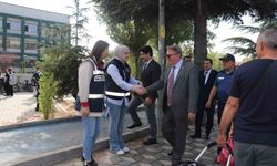 Bilecik'te okul önlerinde yaya ve sürücülere trafik bilgilendirmesi