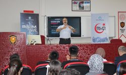 Bilim Kafe'de öğrencilere Gazze'deki eğitim mücadelesi anlatıldı
