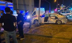 Bingöl'de otomobil ile tır çarpıştı: 5 yaralı