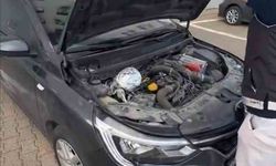 Bingöl'de otomobilin motor bölümünde esrar ele geçirildi: 3 tutuklama