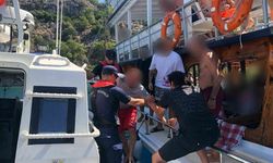 Boğulma tehlikesi yaşayan bir kişi Sahil Güvenlik tarafından denizden tahliye edildi
