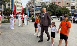 Burhaniye'de İlköğretim Haftası törenlerle kutlandı