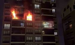 Bursa'da apartman dairesinde yangın: 4 kişi dumandan etkilendi