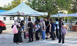 Büyükşehirden okul yolunda öğrencilere sıcak sürpriz