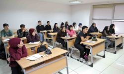 Büyükşehir'in ücretsiz YKS kurslarında eğitimler başladı