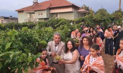 Çal'da yağmur da coşku da dinmedi