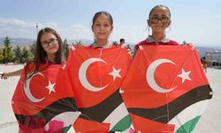 Çocukların ortak dileği 'savaşlar bitsin' oldu: Uçurtmalar Filistinli yaşıtları için yükseldi