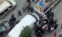 Darp ettikleri adamın evini basıp 'Şikayetini çek' dediler, ortalık savaş alanına döndü